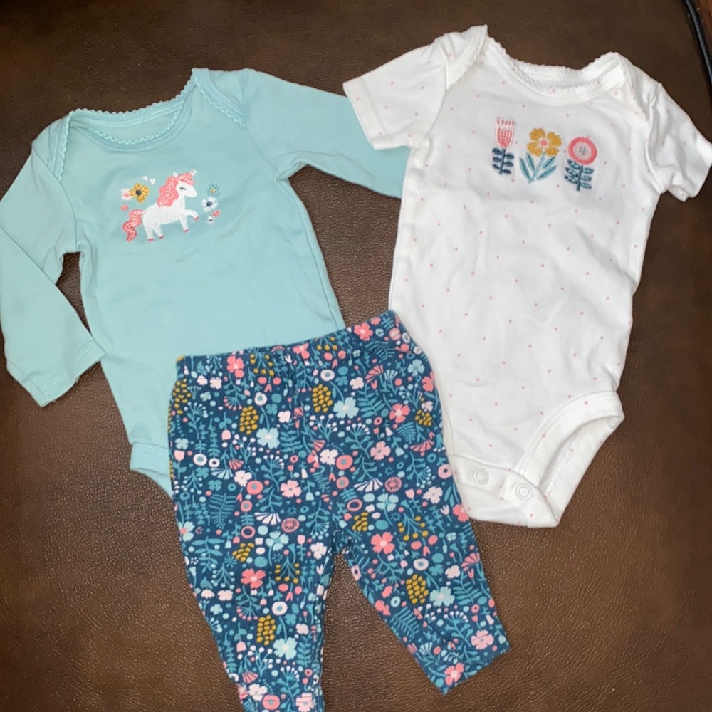 Baby bodysuits with pant